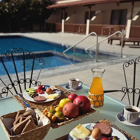 The Horse Farm Agios Georgios (Kyrenia)