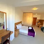 The Horse Farm 3*