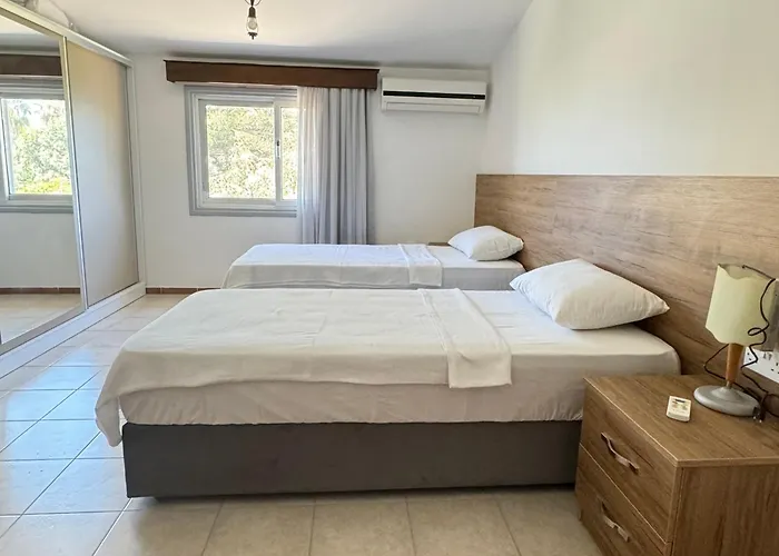 Apart Otel The Horse Farm Agios Georgios (Kyrenia)
